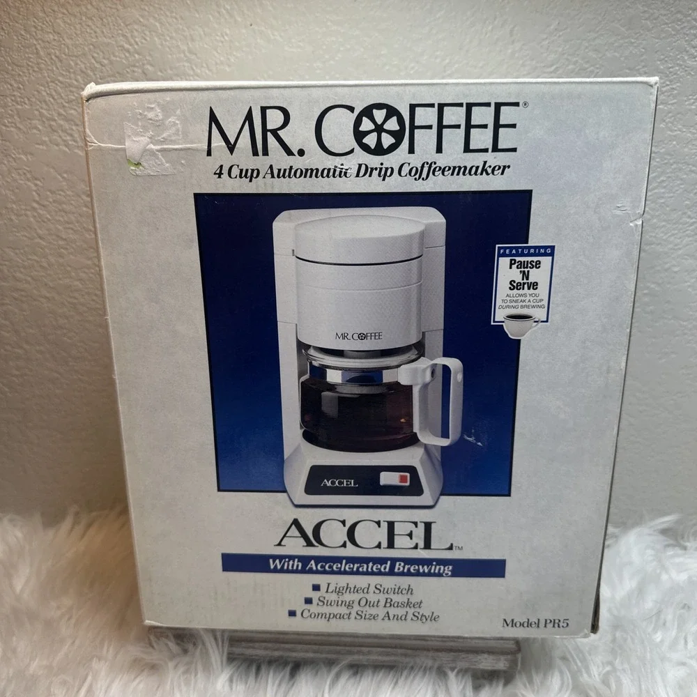 $50 🌙 Mr Coffee Accel 4 Cup Automatic Drip Coffeemaker White Model PR5 NEW